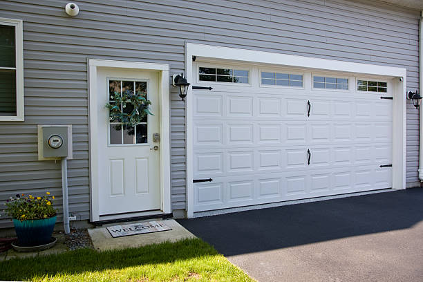 24/7 Emergency Garage Door Panel Replacement experts in Mercer County County, PA
